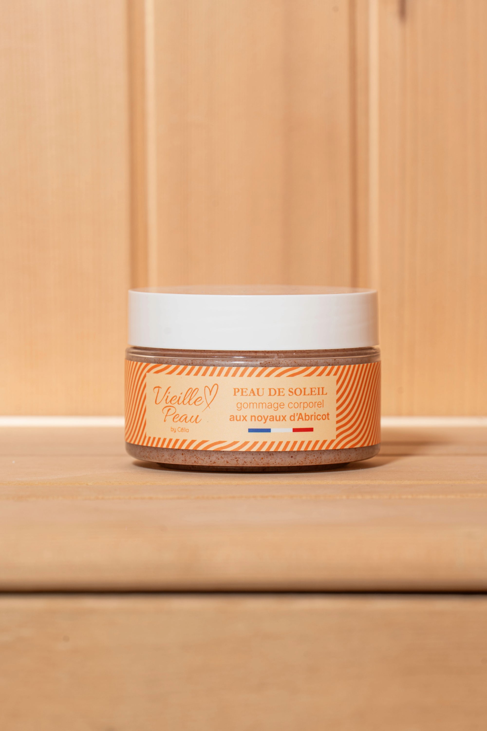 PEAU DE SOLEIL - Gommage corporel  aux noyaux dʼAbricot 200ml